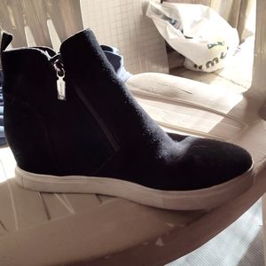 Black suede boots size 7/8